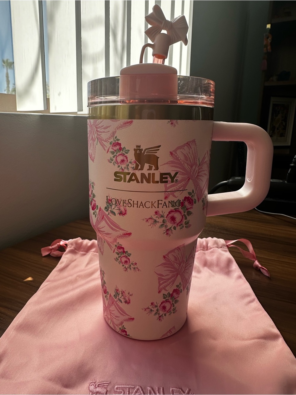 Stanley x LoveShackFancy 20oz Quencher Rosa Beaux